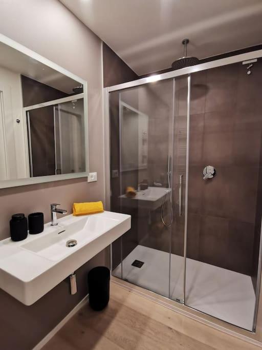 Navigli-Bocconi Spazio Luce Design Apartment Milano Exterior foto